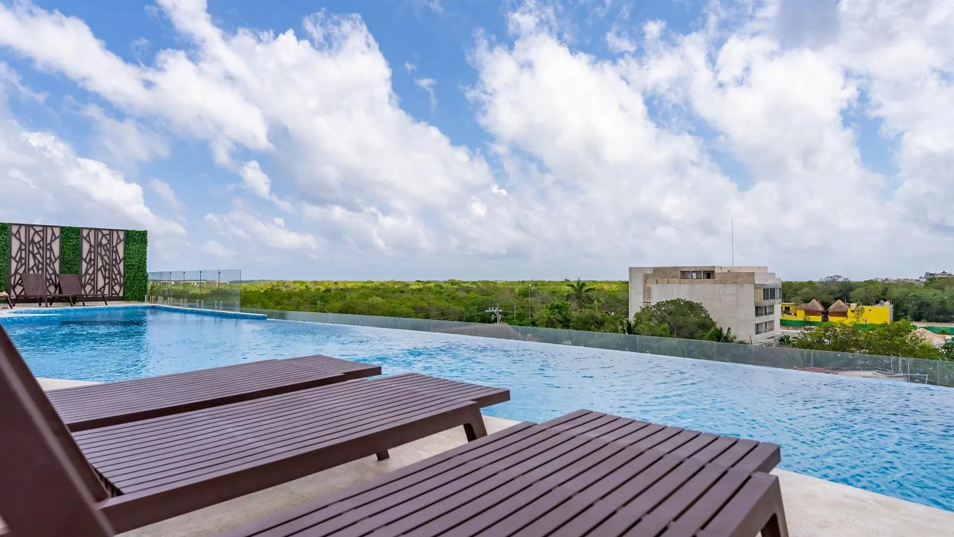 Menesse Apartments Tulum